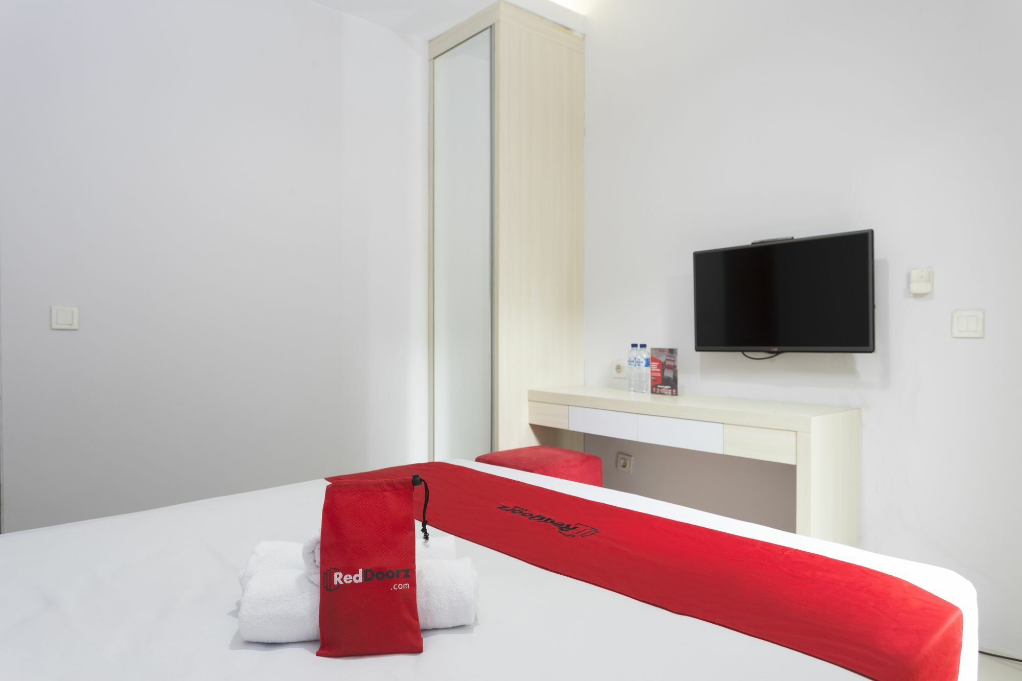ג'קרטה Reddoorz Plus Near Cilandak Town Square 2 מראה חיצוני תמונה
